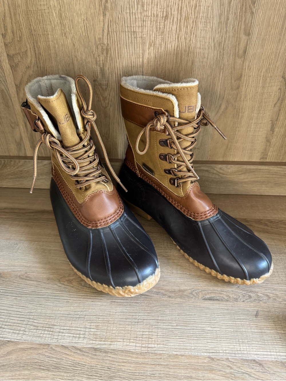 JBU Women's Duck Boot Nova Scotia Lace Up Weather Ready Mid Calf 8M